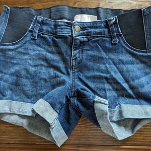 Maternity shorts